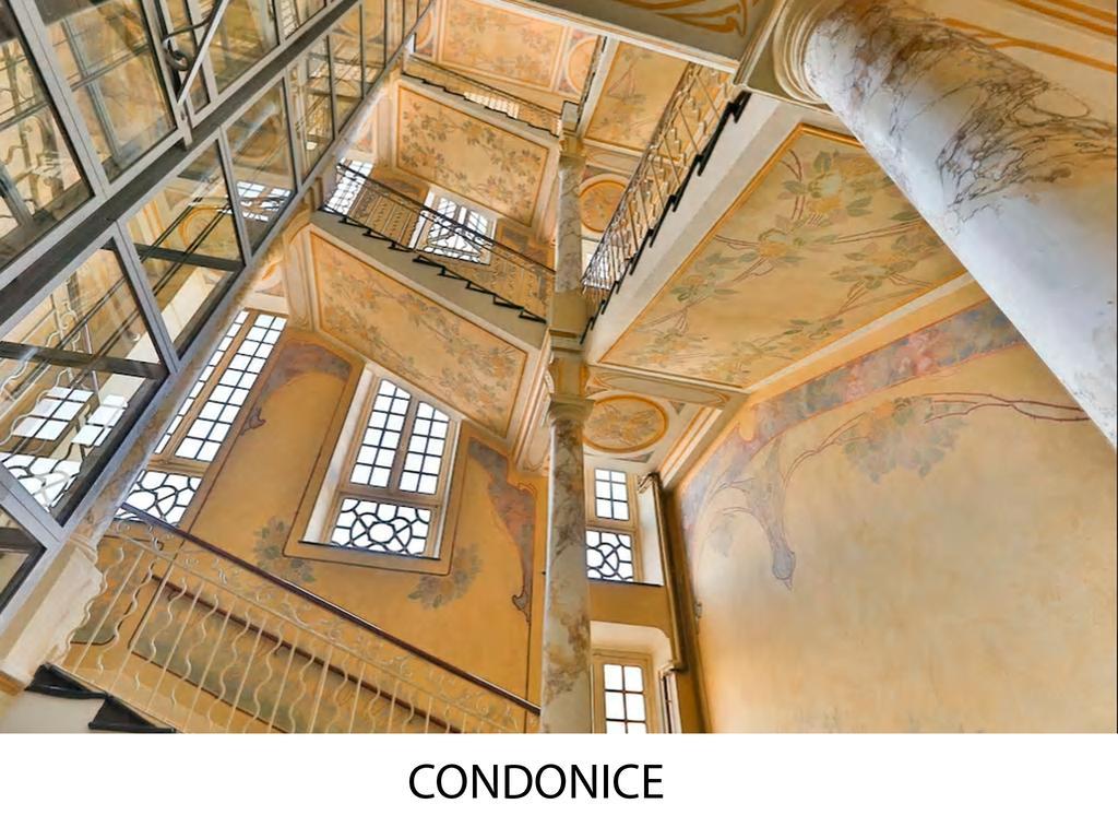 Condonice Eksteriør bilde